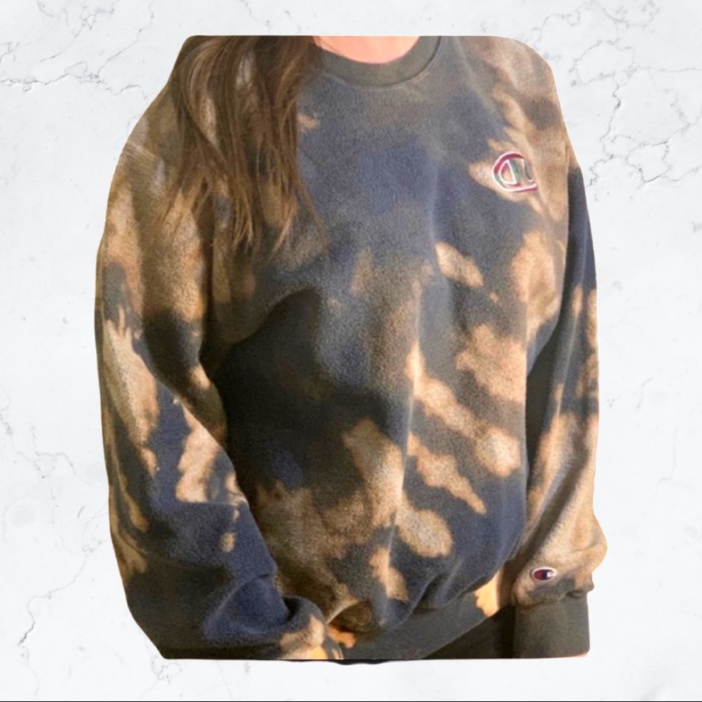 💜 Vintage Champion Tie-Dye Sweatshirt